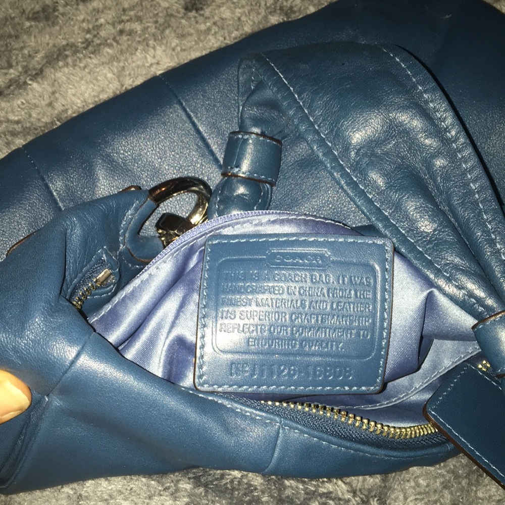 Coach Bag - Picture 2 of 3